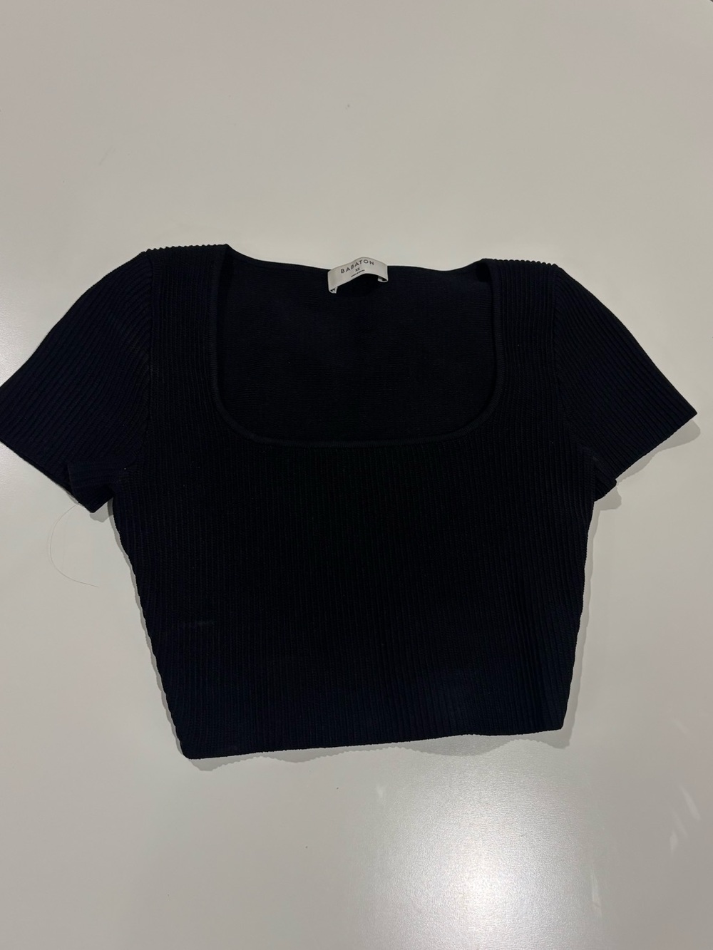 Aritzia Black Ribbed Scoop Neck Crop Tee